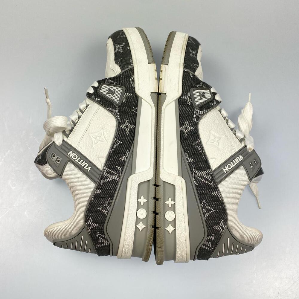 LOUIS VUITTON LV Trainer Sneakers Gray - Picture 10 of 10